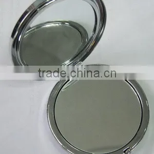 Iron Material Cometic Mirror With Round Shape thumbnail-1