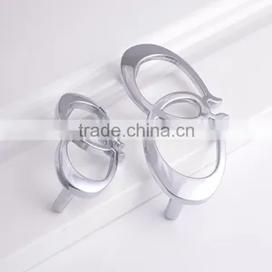 Butterfly Shape Wholes Qualified Zamak Zinc Alloy Chrome Plated Cabinet Furniture Hardware thumbnail-1