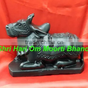 Marble Nandi Statue thumbnail-1