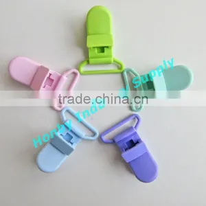 Baby Accessories Cute Color 20mm Safety Resin Baby Pacifier Clip For Holder thumbnail-3