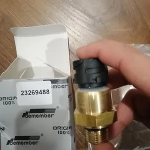 70351745 23269488 70351731 Truck Heavy Duty Sensor Truck Pressure Sensor Truck Oil Pressure Sensor for VOLVO thumbnail-5