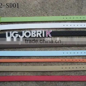 Wholesale Matte and Floor Pattern PU Leather Wristbands Can be Slided With Letters thumbnail-1