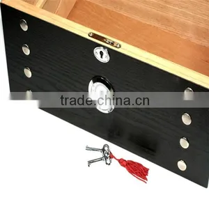 Wholesale Unique Design With Lock Wooden Cigar Humidor Cigar Boxes thumbnail-3