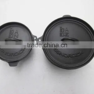 Cast Iron Dutch Oven thumbnail-5