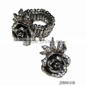 Rose Flower W/leaves Ring thumbnail-1