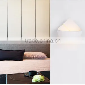 220V AC Modern Wall Lamp SMD5730 White Color Iron LED Wall Lamps thumbnail-3