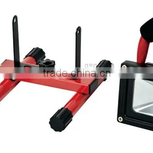 SINYWON 10W Output 8.4VDC 1A Battery Operated Light Led Floodlight thumbnail-2