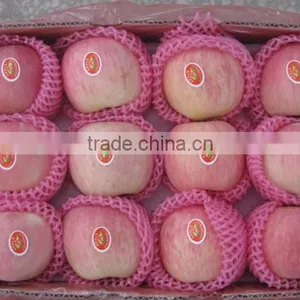 2016 New Crop Yantai Fresh Fuji Apple With 4kg Carton 10kg Carton 18kg Carton thumbnail-1