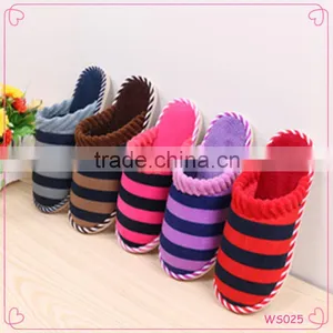 Comfort Design Wholesale Stripe Knitted Warm Man and Women Indoor Slippers thumbnail-1