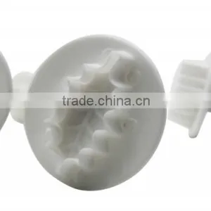 PLASTIC COOKIE CUTTERS thumbnail-1