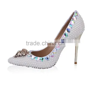 Love Heart Diamond Wedding Heels, High-end Leather White Wedding Shoe for Bridal Handmade With Peal Mask Face thumbnail-5