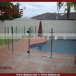 Glass Swimming Pool Railing Cost thumbnail-1