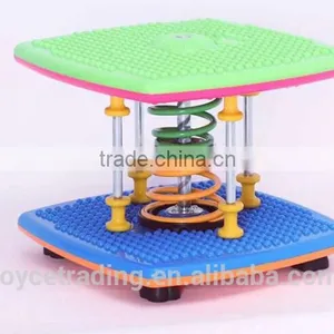 TwistRun Adult Twister thumbnail-1