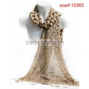 China Beauty Leopard Pattern Scarf thumbnail-1