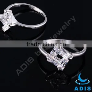 Brass Prong Zircon Stone New Style Fashion Jewelry Simple Finger Ring thumbnail-2