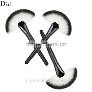 New 1pc Soft Makeup Large Fan Brush Blush Powder Foundation Make Up Tool thumbnail-4