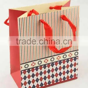 Printed Foldable Gift Bag / Shopping Paper Bag thumbnail-3