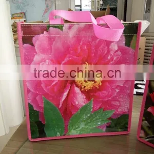 Beautiful Customized Kraft Paper Shopping Bags thumbnail-2