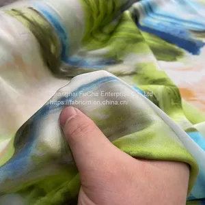 In Stock Fast Delivery Woven Digitally Printed Poplin Cotton Fabric thumbnail-1
