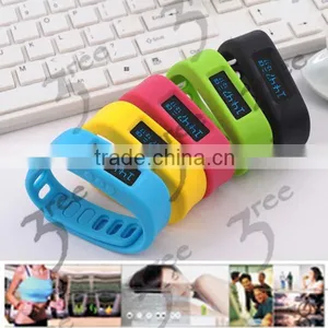 Wristband Pedometer Fitness Tracker thumbnail-2