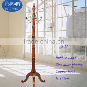 Wooden Clothes Hanger S-11 thumbnail-1