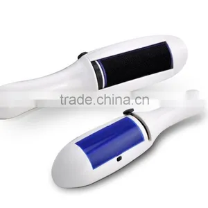 EASY USE BRUSH MAGIC DUST CLEANING BRUSH FOR CLOTH thumbnail-4