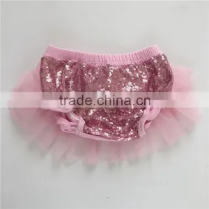 2016 Wholesale Christmas Triple Ruffle Baby Pants Fancy Bloomers in Stock for Kids thumbnail-2