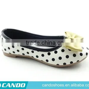 2016 Spring and Autumn Ladies Driving Dress Shoes Flat Heel Shoes With Flowers thumbnail-1
