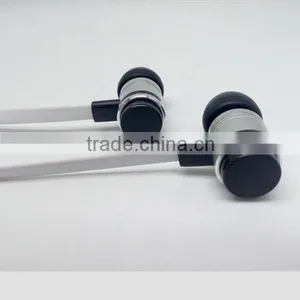 Popular Metal Earphones Flat Cable With Deep Bass thumbnail-2