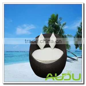 Audu Contemporary Daybed - Black Rattan Outdoor Daybed With Cushions thumbnail-2