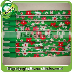 Varnished Wooden Broom Handle Made From Eucalyptus and Selling to Lybia thumbnail-3