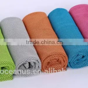 56.4% Nylon 43.6% Poly Cold Fiber Knit Mesh Sports Towel thumbnail-1