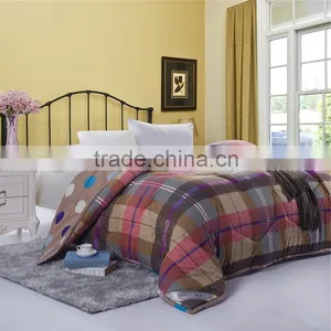 China High Quality Super Soft Modern Style Plaid Pattern Wholesale Quilt thumbnail-1