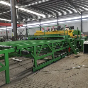 Reinforced Black Steel Wire Mesh Fence Welding Machine thumbnail-2