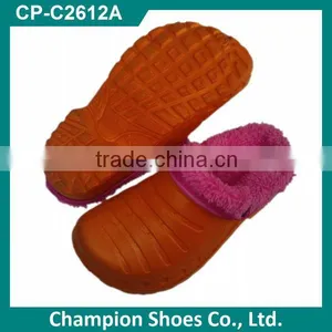 Comfortable Winter Clogs With Fur thumbnail-4