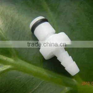 1/8" Plastic Quick Coulper thumbnail-1