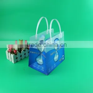 China Factory Recycable pp Material Drink Packaging Plastic Bag With Handle thumbnail-3