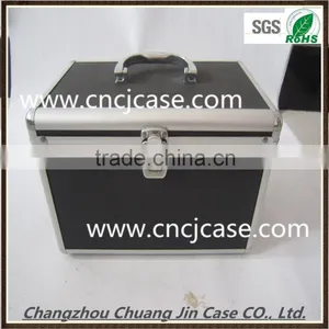 China Delux Black and Black Carrying Aluminum Lock Cylinder Tool Box thumbnail-1