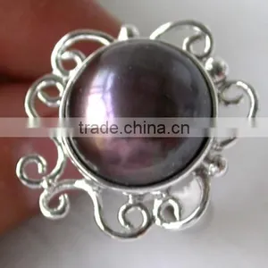 Rose Shaped Tihatian Pearl Ring thumbnail-1