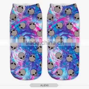 2016 Wholesale Custom 3d Cartoon Tube Emoji Sock thumbnail-3
