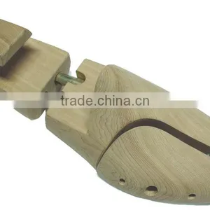 Made in China Custom Shoe Part Wooden Shoe Stretcher thumbnail-1