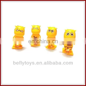Lovely Cartoon Toys Wind up Cow Toy thumbnail-1