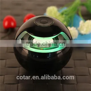 Newest Design Wireless Christmas Ball Bluetooth Speaker for Computer,Home Theatre,Mobile Phone thumbnail-1