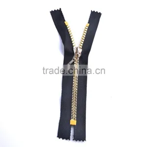NO.5 PLASTIC/RESIN/VISLON ZIPPER GOLD TEETH AND TAPE thumbnail-1