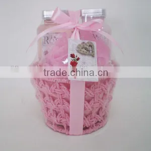 Lovely Bath Set With High Quality thumbnail-1