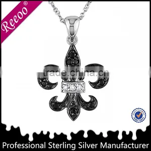 Fleur-de-lis Pendant thumbnail-1