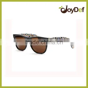 The Popular Plastic Hot Transfer Printed Stylish Outdoor Retro Design Style Customized Logo Sunglasses thumbnail-1