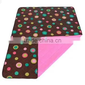 Dots Printed Waterproof Camping Picnic Blanket thumbnail-2