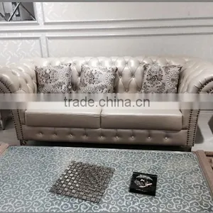 Classic Living Room Chesterfield Sofa Set thumbnail-3