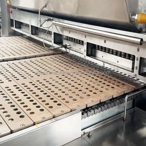 Moxin Small Semi-automatic Jelly Candy Vitamin Gummy Bear Candy Making Machine Soft Candy Mold Depositing Production Line thumbnail-4